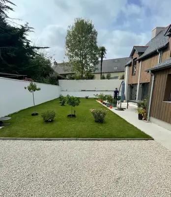 entretien d'espaces verts Saint-Coulomb-1